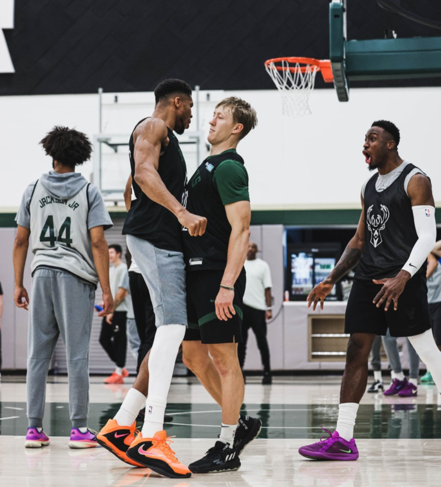 塔斯已经打, 是AJ, img 塔斯已经打, 是AJ, img